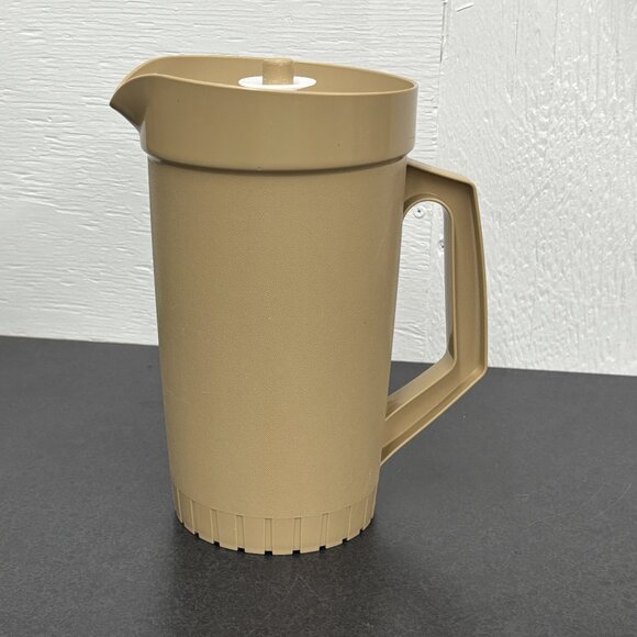 Tupperware Juice Pitcher #800-5 Vintage Beige 1980s - Picture 1 of 9
